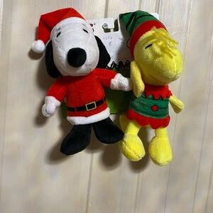 - Fetch Peanuts Snoopy set of 2 dog toys 7” with squeaker